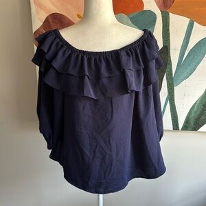 💙 Off the shoulder blouse 💙